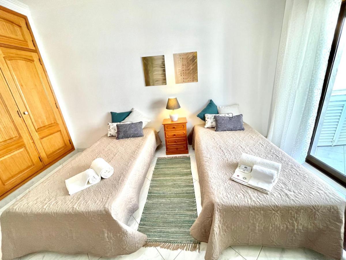 Atlantico View - Beach Front - Quarteira Exterior foto